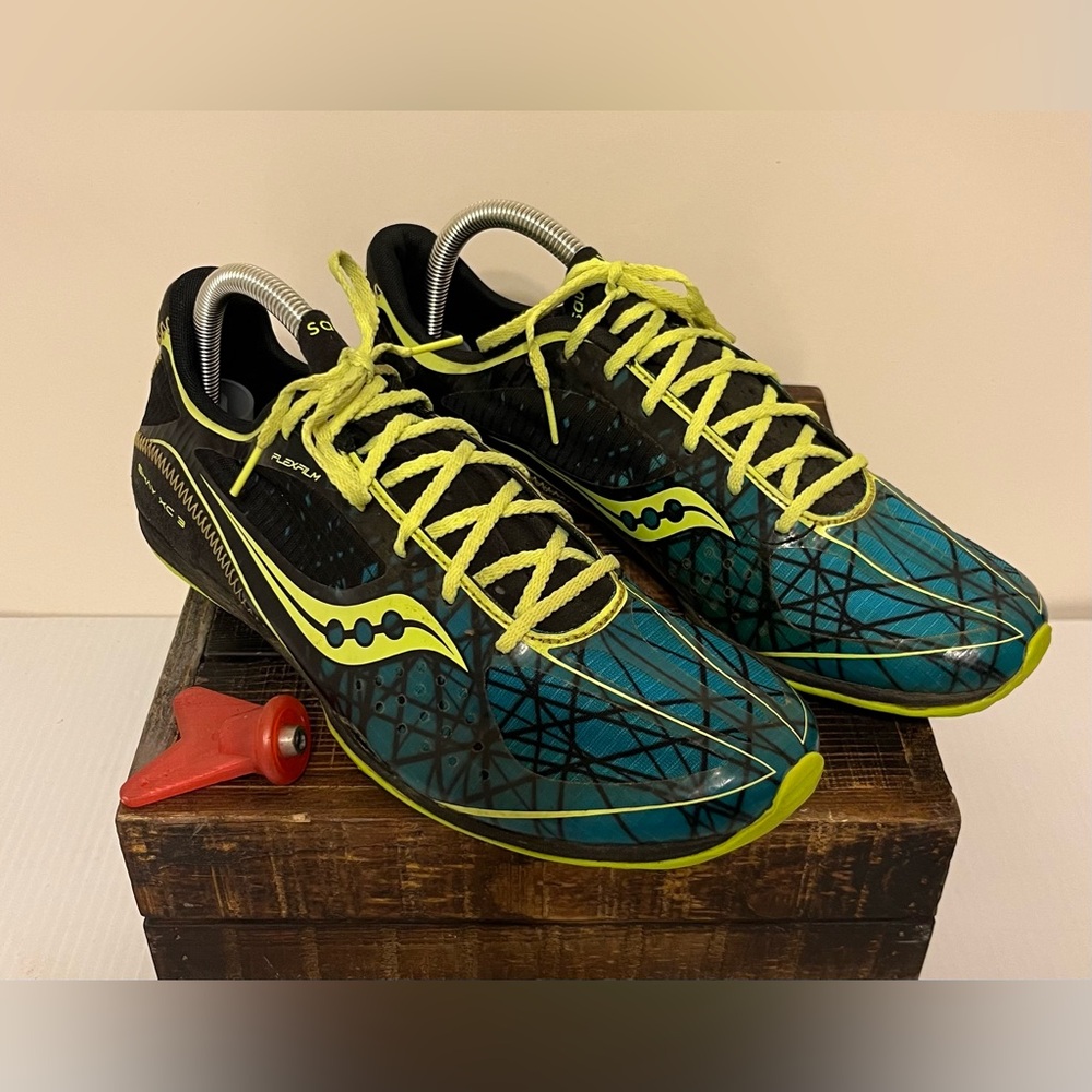 Saucony Running Spike Shoes Men 10 Blue SHAY XC3 Track